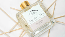 Load image into Gallery viewer, Orange Blossom + Jasmine Reed Diffuser
